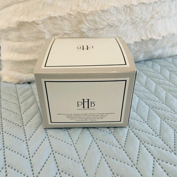 Vintage Season of Giving Snowman  Porcelain Tiny Hinged Christmas Treasure Box - Picture 9 of 11